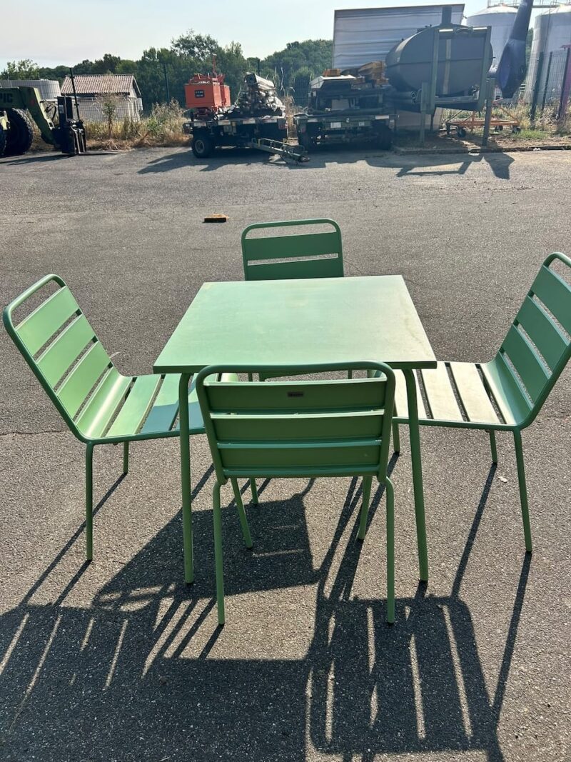 Salon de jardin Oviala