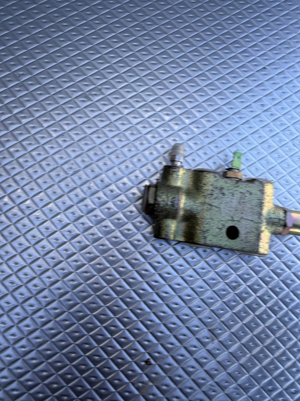 Indicateur chute Pression BENDIX 683045 (1) Indicateur chute Pression BENDIX 683045