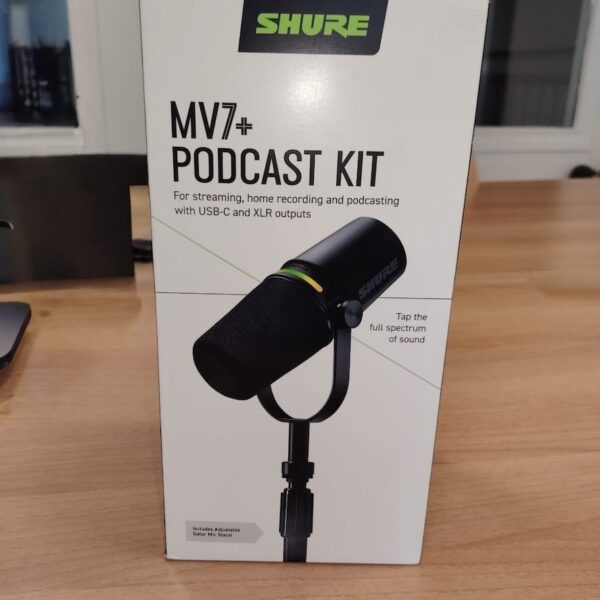 SHURE MV7+ PODCAST KIT