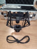 SE ELECTRONICS T2